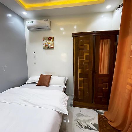 Villa Adja Nafy A Saly Gandigal Εξωτερικό φωτογραφία
