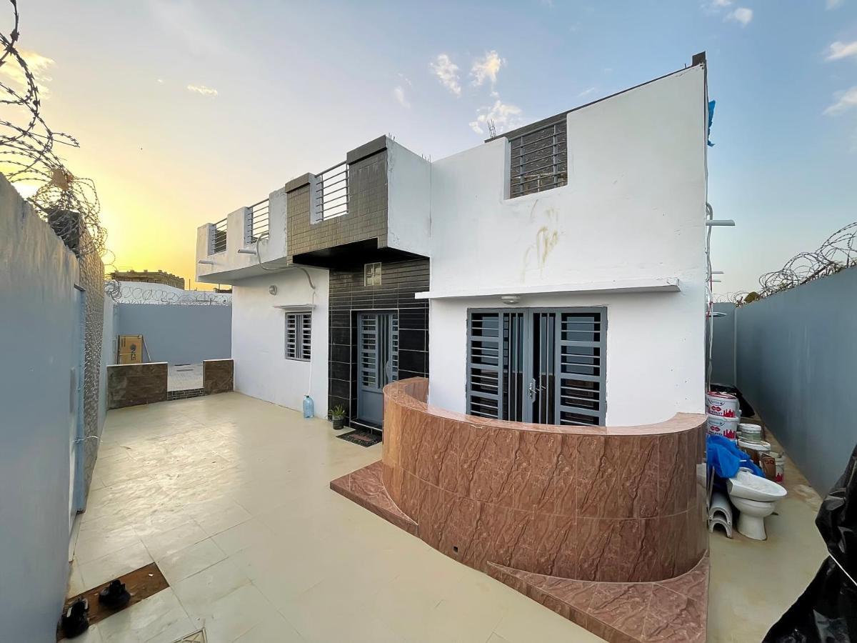 Villa Adja Nafy A Saly Gandigal Εξωτερικό φωτογραφία