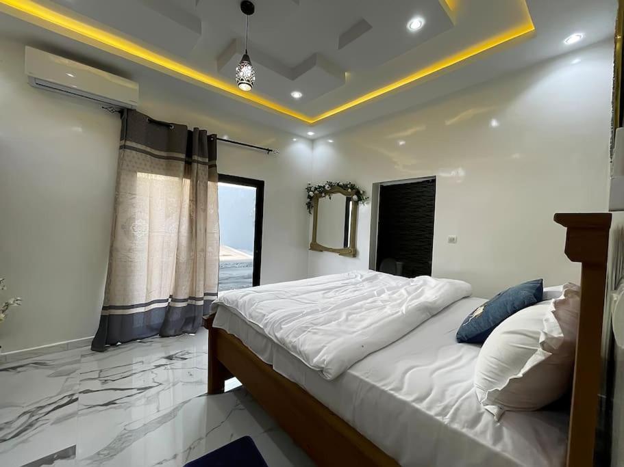 Villa Adja Nafy A Saly Gandigal Εξωτερικό φωτογραφία