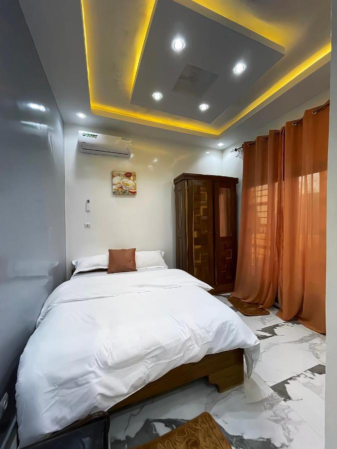 Villa Adja Nafy A Saly Gandigal Εξωτερικό φωτογραφία