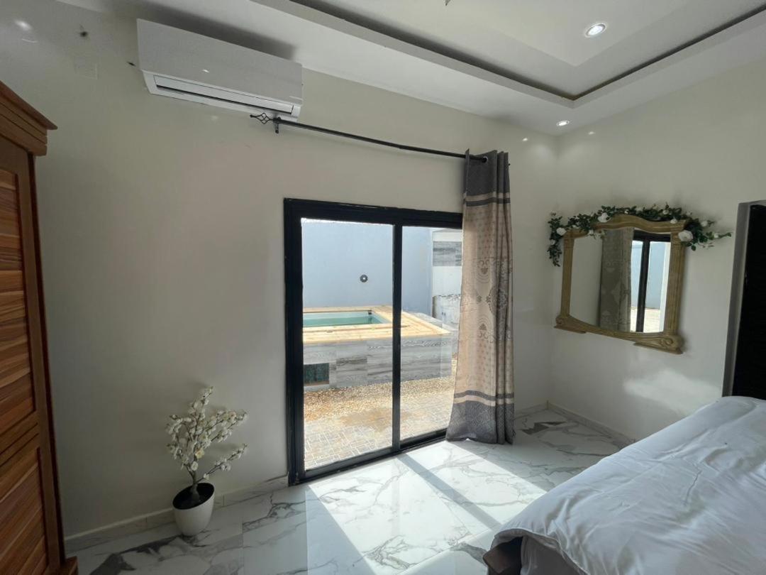 Villa Adja Nafy A Saly Gandigal Εξωτερικό φωτογραφία